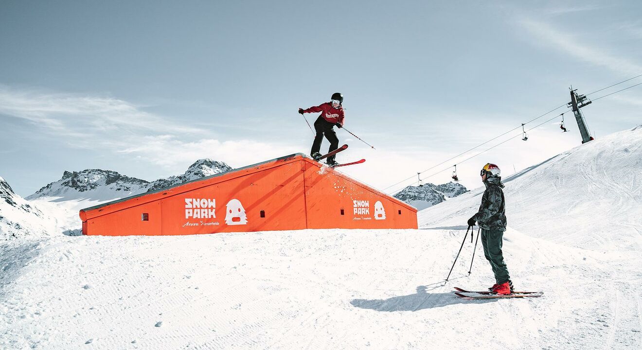 Elias Ambühl Freeski Camp