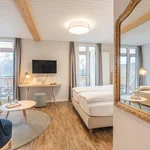 Bild von Grosses Doppelzimmer mit Südbalkon