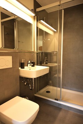 arosaflair_ferienwohnung_arosaexklusiv_bad