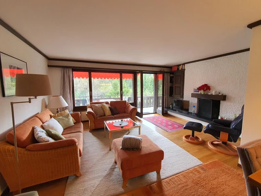 1. Wohnzimmer