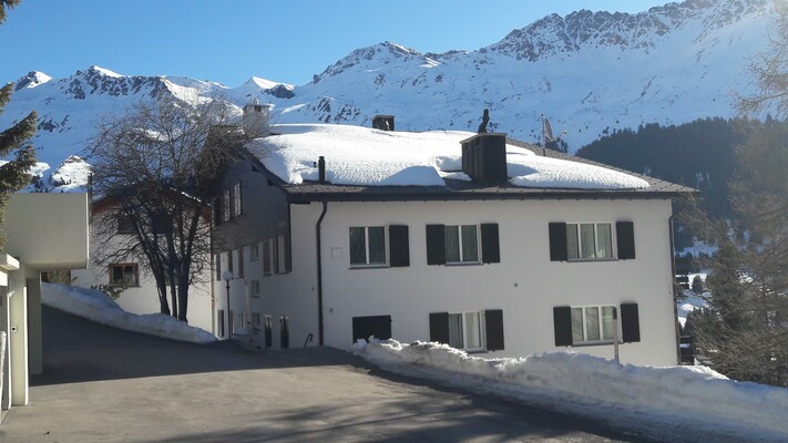 Zugang zum Haus Tgamona