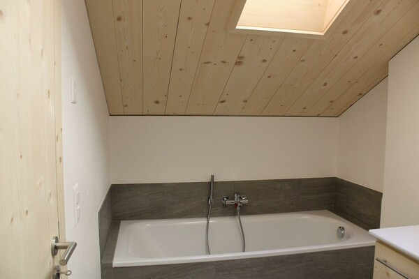 Bathtub attic floor