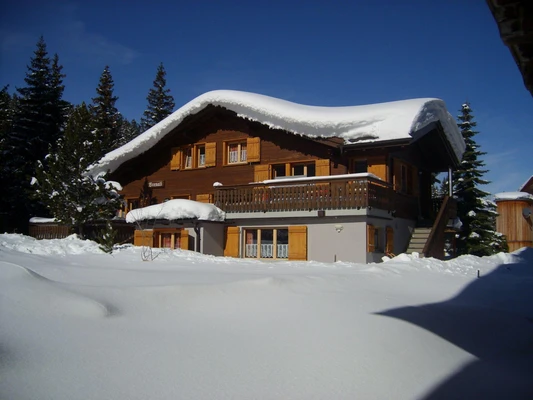 Chalet Vrenali im Winter