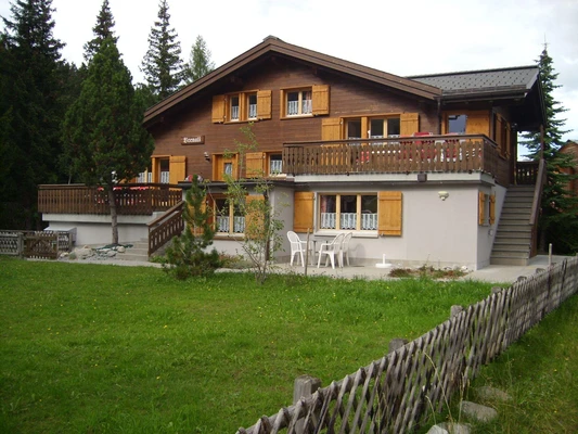 Chalet Vrenali im Sommer 1