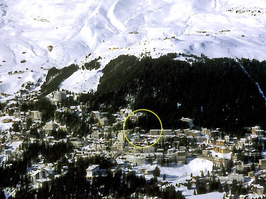 Arosa mit Chalet Willi | © Lukas Gregor