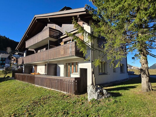 Hausansicht von aussen | © Belmond Immobilien