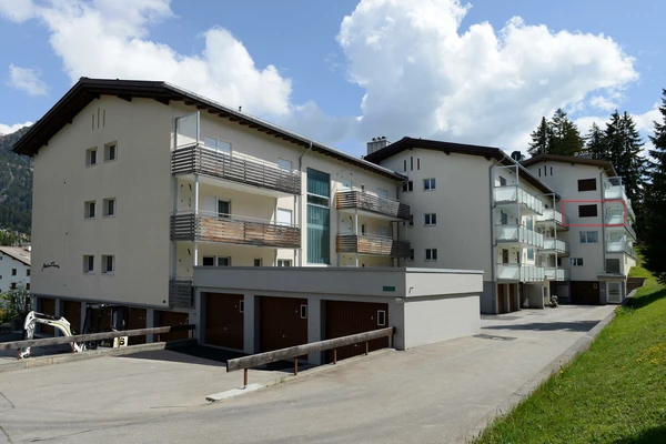 Sommer Montana Westansicht Whg 3-6