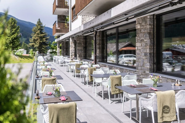 Hotel_Krone_Terrasse_Sommer_Web-8522.jpg