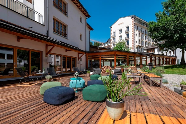 Innenhof Hotel Schweizerhof | © Hotel Schweizerhof Lenzerheide