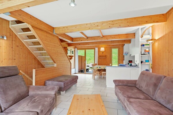 1. OG - Wohnzimmer Blick zur Küche