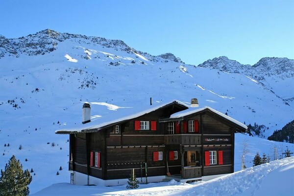 Chalet_vorne (2)
