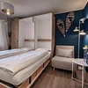 Photo of Apartment, shower or bath, toilet, 4-Bettwohnung