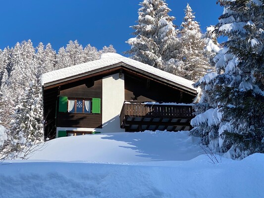 Hausansicht Winter