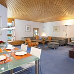 Photo of 6-bed appartment