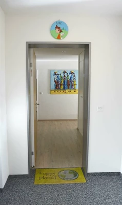 Entrance H1