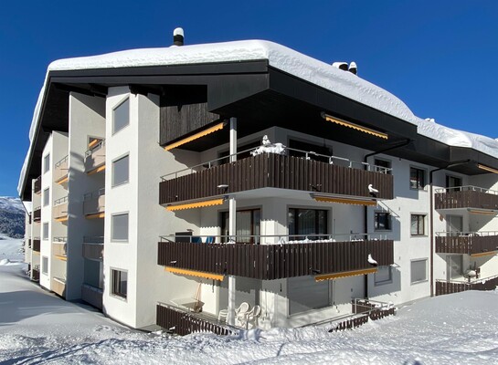 Hausansicht Winter Haus D